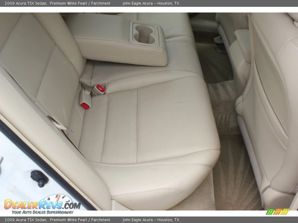 2009 Acura TSX Sedan Premium White Pearl / Parchment Photo #19