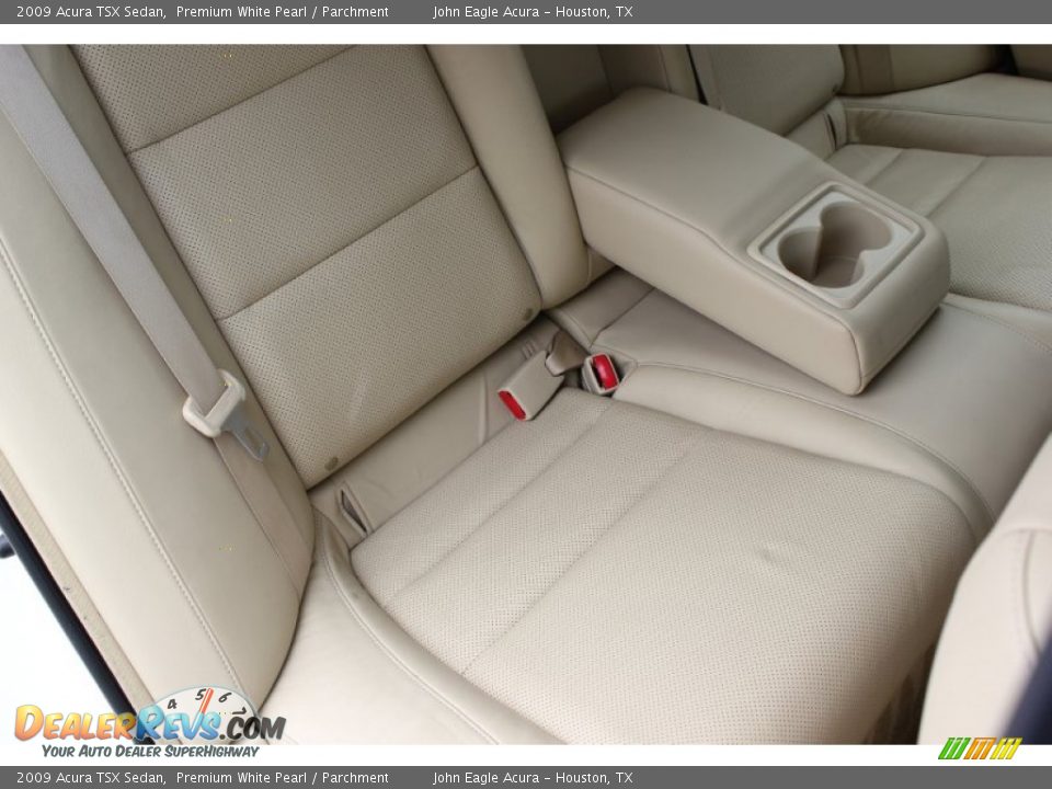 2009 Acura TSX Sedan Premium White Pearl / Parchment Photo #20