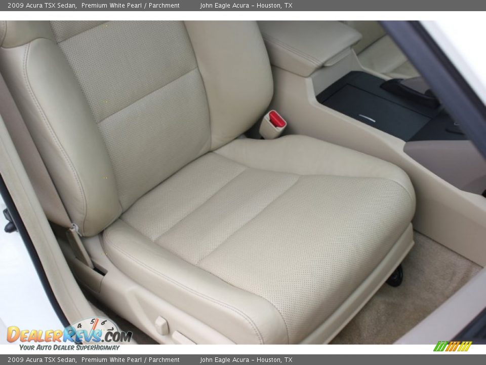 2009 Acura TSX Sedan Premium White Pearl / Parchment Photo #23