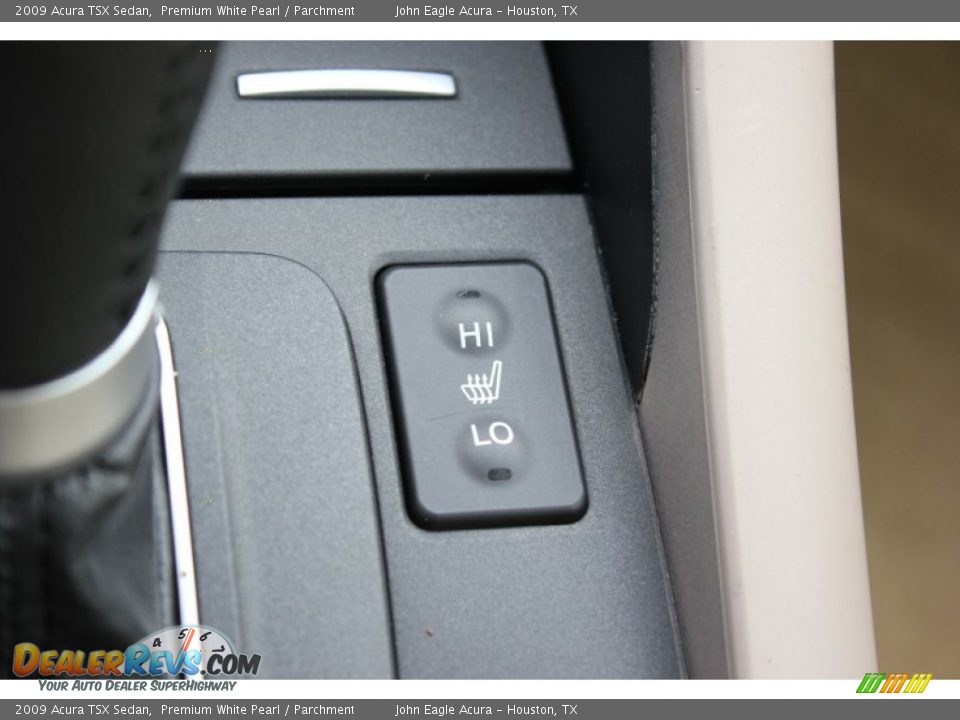 2009 Acura TSX Sedan Premium White Pearl / Parchment Photo #32