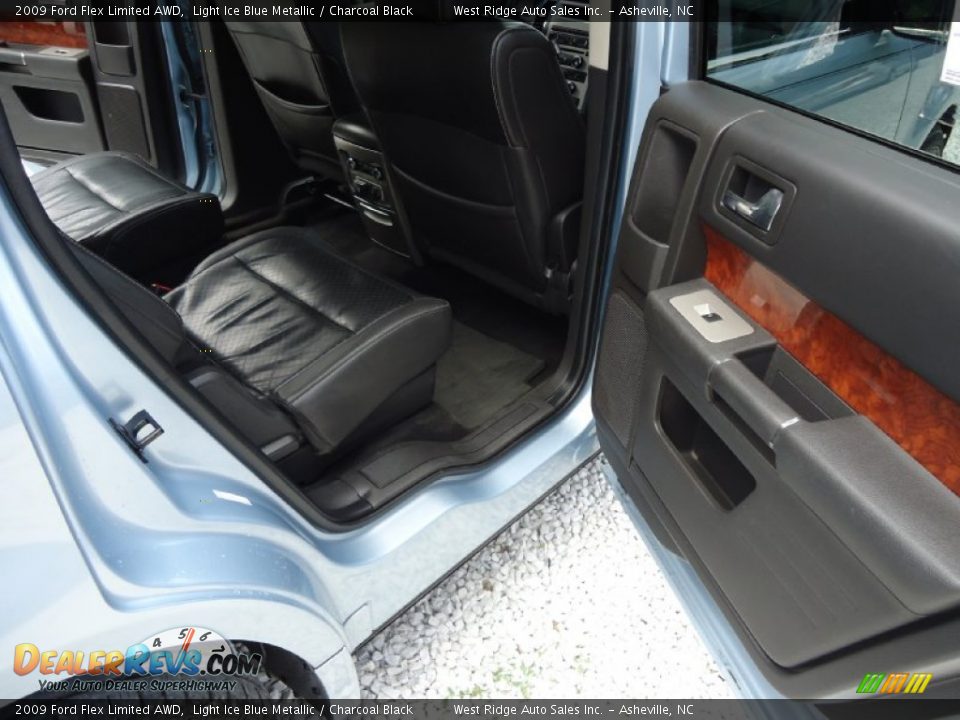 2009 Ford Flex Limited AWD Light Ice Blue Metallic / Charcoal Black Photo #11