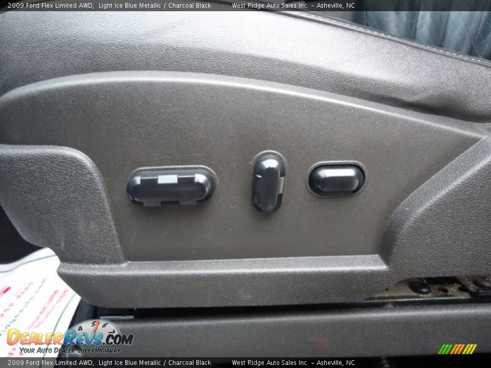 2009 Ford Flex Limited AWD Light Ice Blue Metallic / Charcoal Black Photo #20