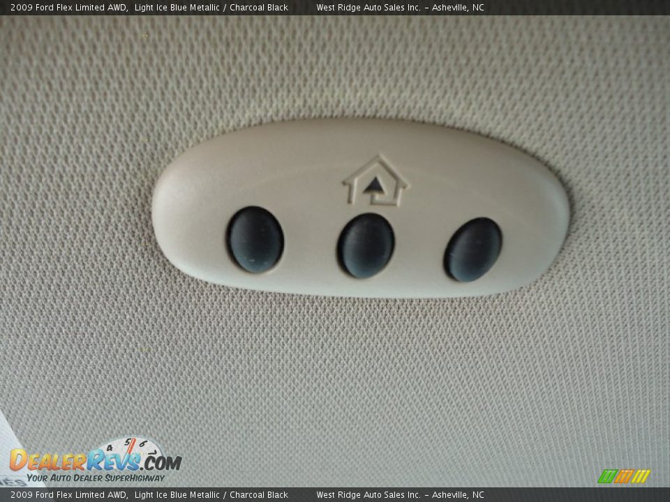 2009 Ford Flex Limited AWD Light Ice Blue Metallic / Charcoal Black Photo #26