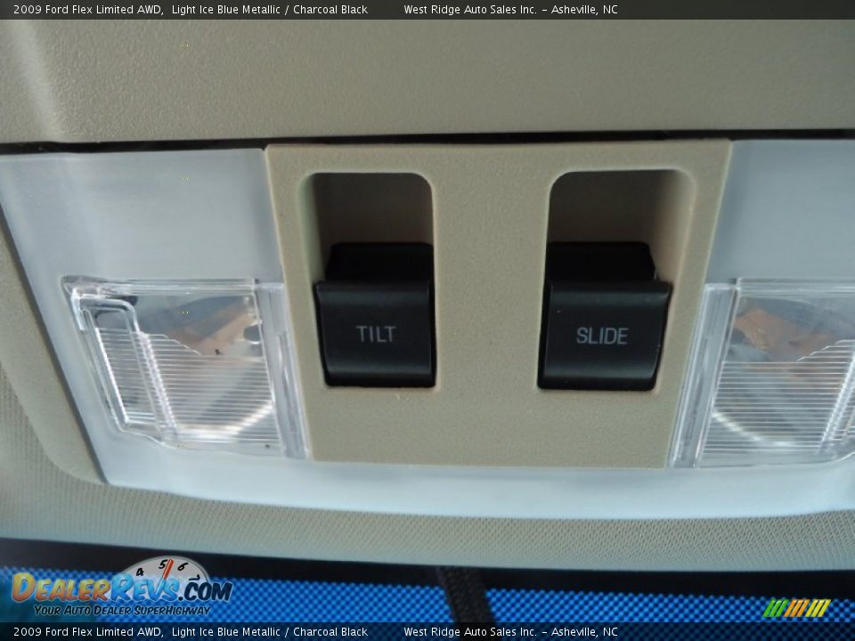 2009 Ford Flex Limited AWD Light Ice Blue Metallic / Charcoal Black Photo #27
