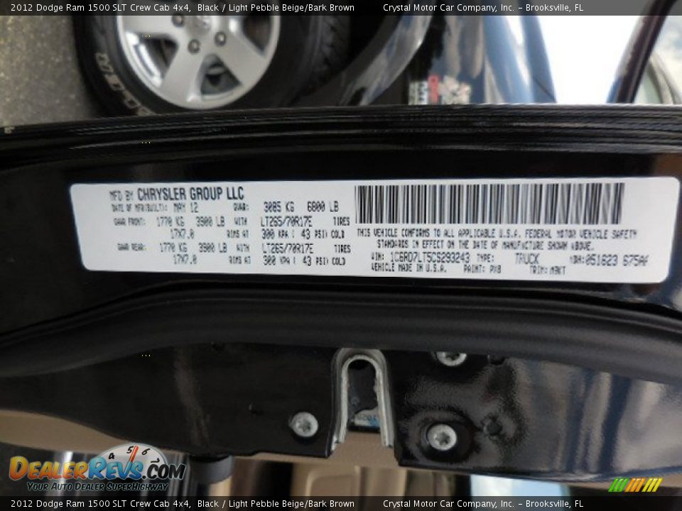 2012 Dodge Ram 1500 SLT Crew Cab 4x4 Black / Light Pebble Beige/Bark Brown Photo #23