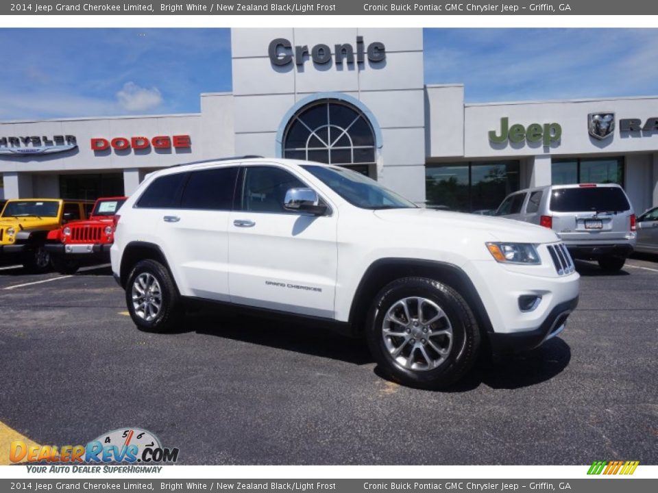 2014 Jeep Grand Cherokee Limited Bright White / New Zealand Black/Light Frost Photo #1