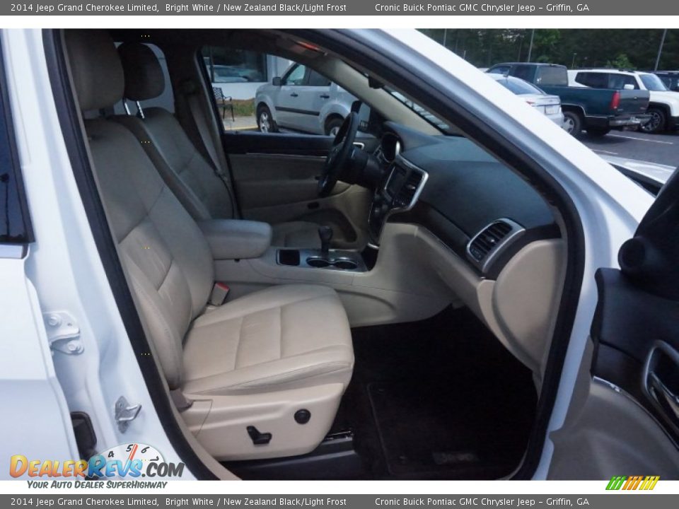 2014 Jeep Grand Cherokee Limited Bright White / New Zealand Black/Light Frost Photo #19