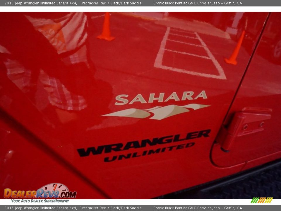 2015 Jeep Wrangler Unlimited Sahara 4x4 Firecracker Red / Black/Dark Saddle Photo #12