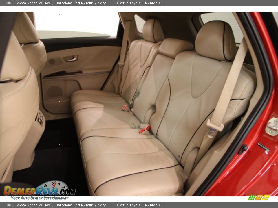 2009 Toyota Venza V6 AWD Barcelona Red Metallic / Ivory Photo #15