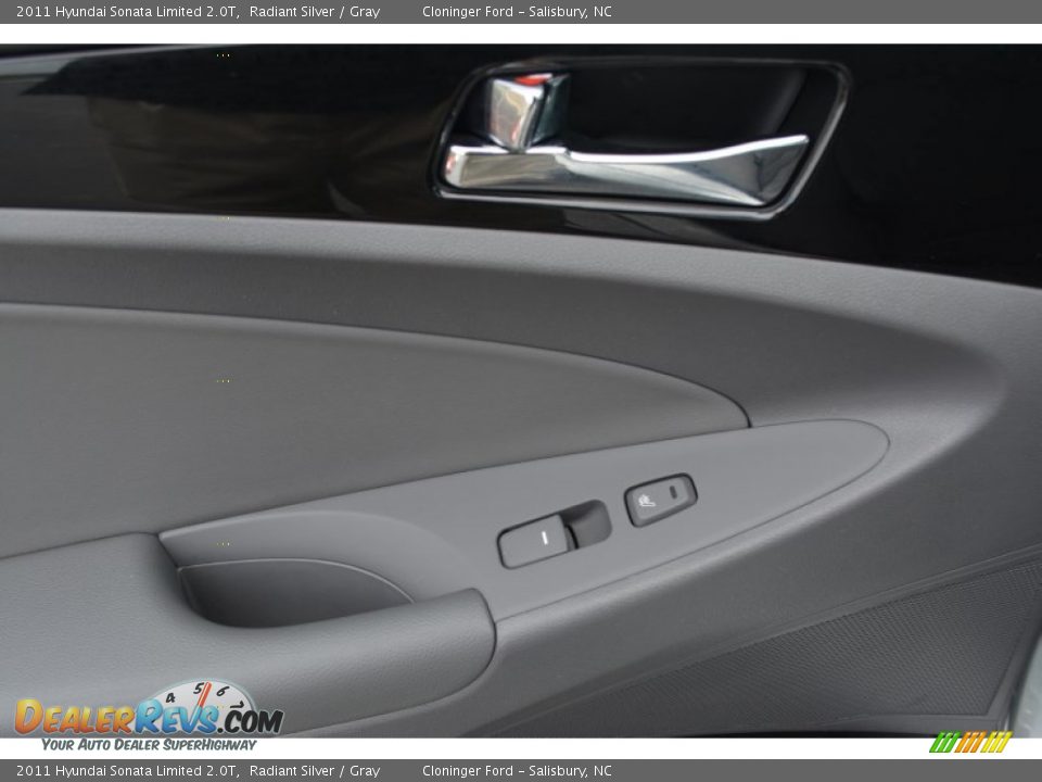 2011 Hyundai Sonata Limited 2.0T Radiant Silver / Gray Photo #14
