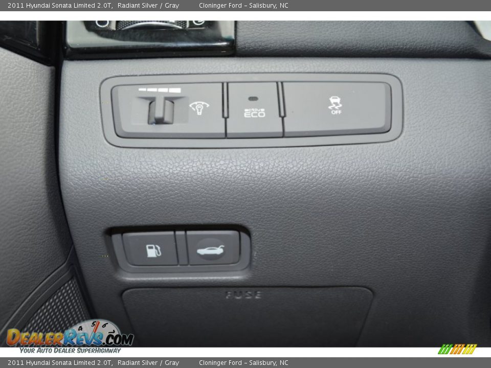 2011 Hyundai Sonata Limited 2.0T Radiant Silver / Gray Photo #27