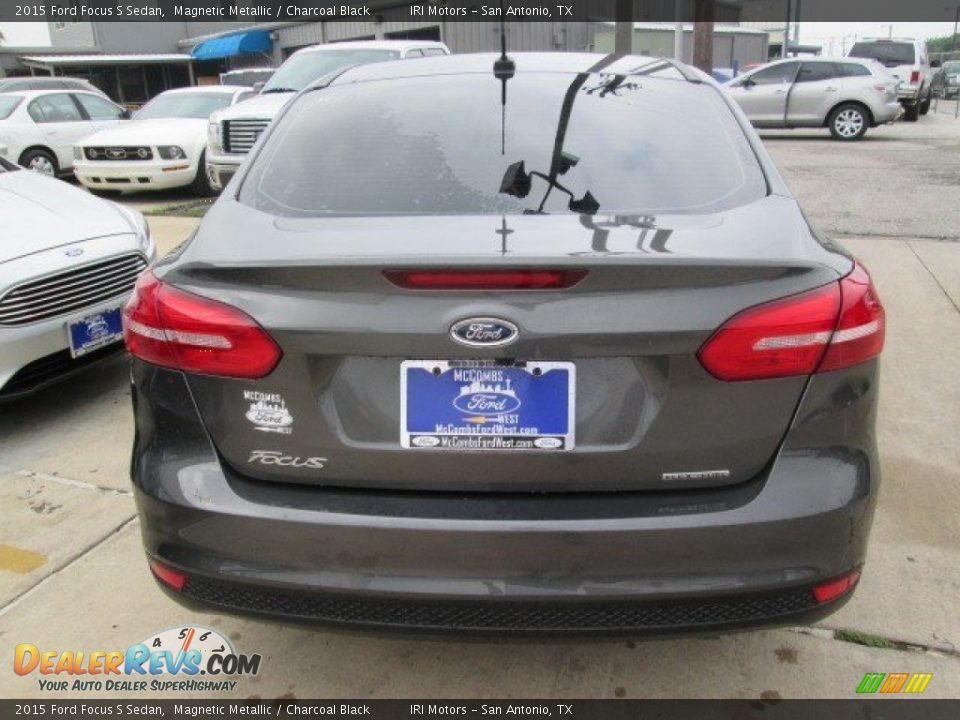 2015 Ford Focus S Sedan Magnetic Metallic / Charcoal Black Photo #13
