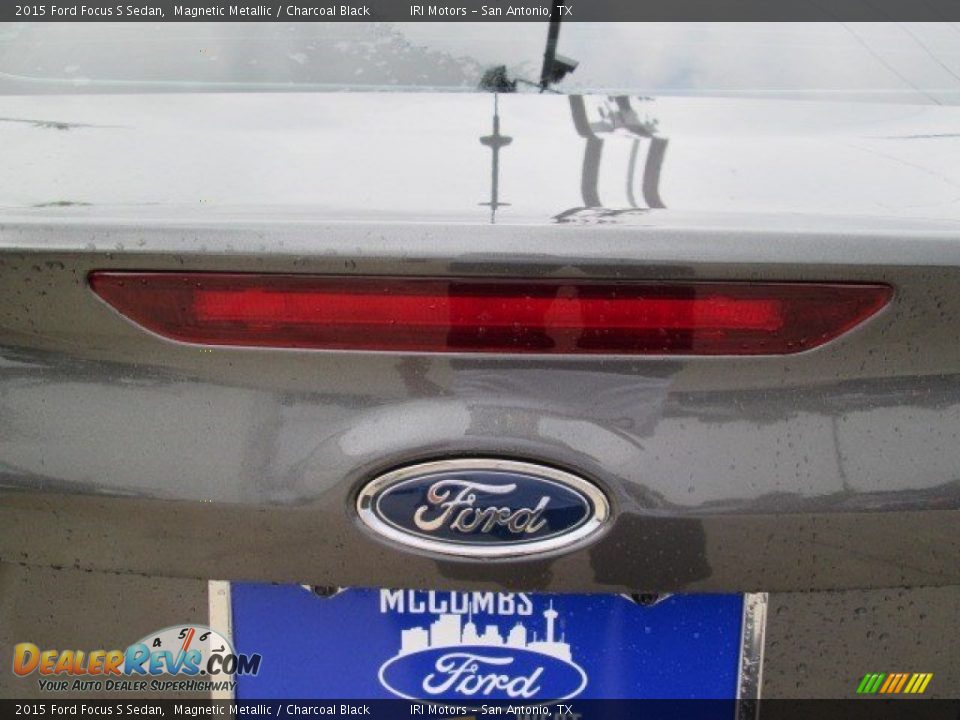 2015 Ford Focus S Sedan Magnetic Metallic / Charcoal Black Photo #18