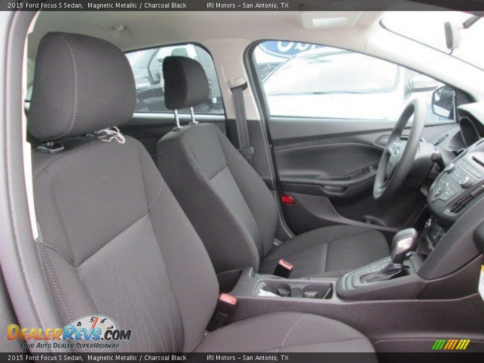 2015 Ford Focus S Sedan Magnetic Metallic / Charcoal Black Photo #22