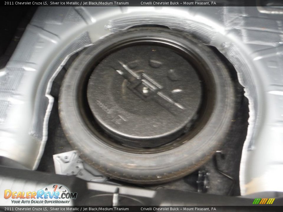 2011 Chevrolet Cruze LS Silver Ice Metallic / Jet Black/Medium Titanium Photo #24