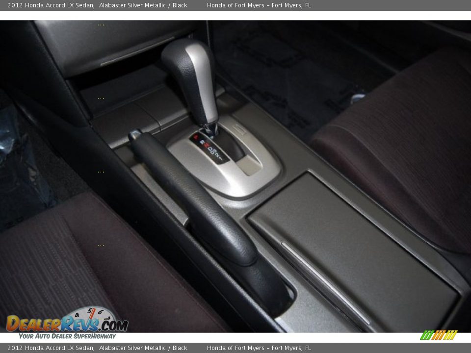 2012 Honda Accord LX Sedan Alabaster Silver Metallic / Black Photo #16