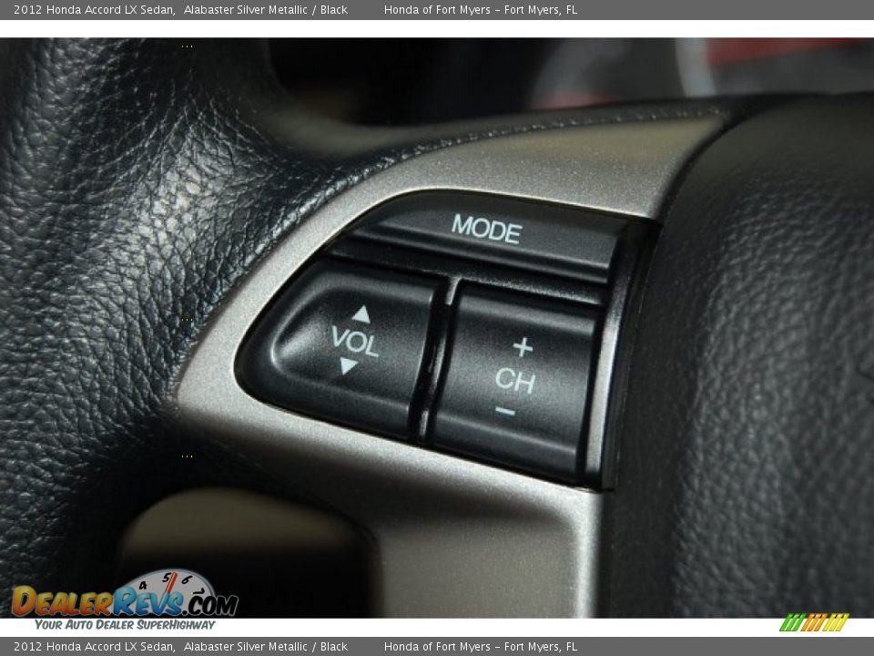 2012 Honda Accord LX Sedan Alabaster Silver Metallic / Black Photo #20