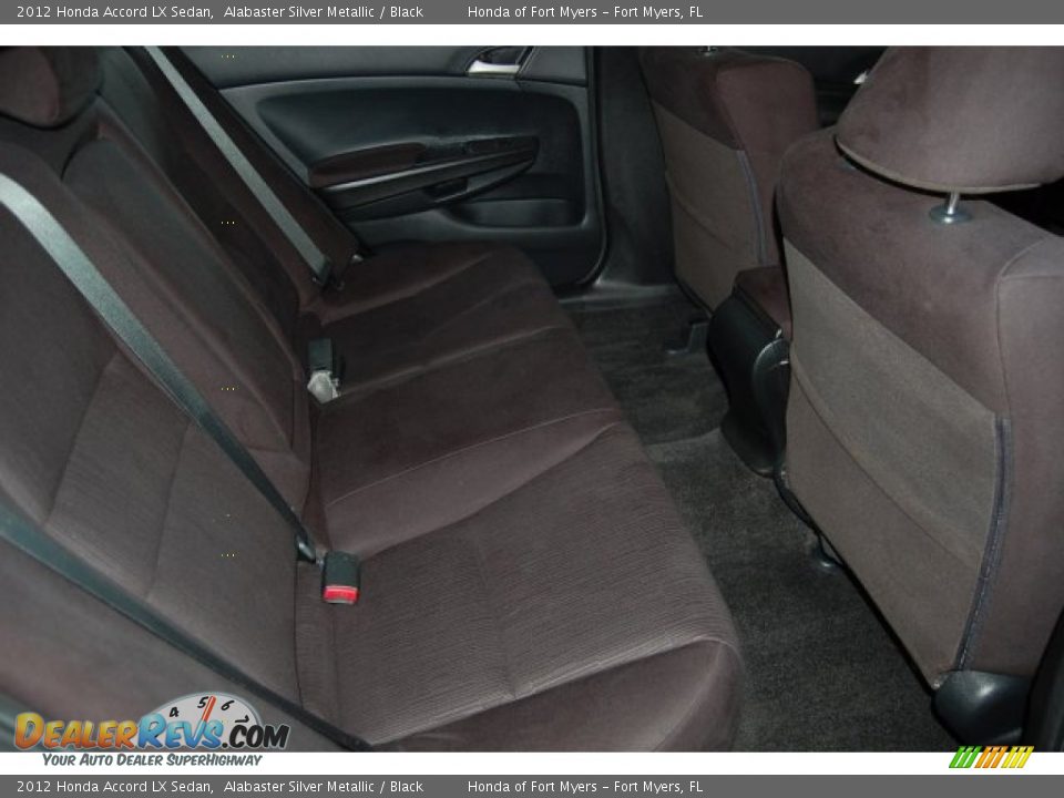 2012 Honda Accord LX Sedan Alabaster Silver Metallic / Black Photo #28