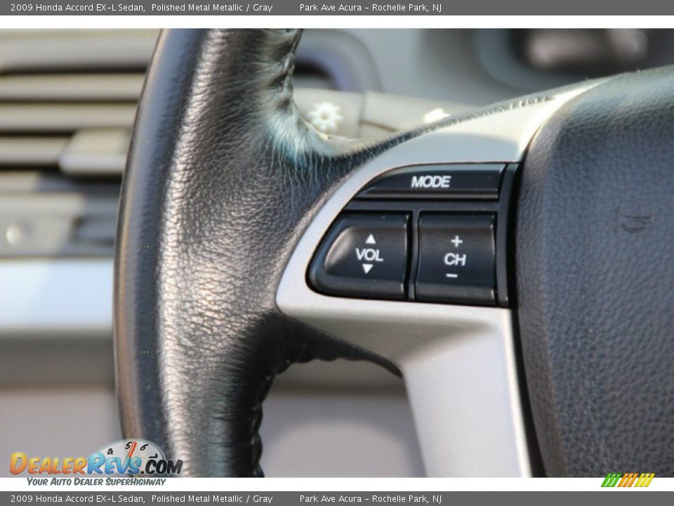 2009 Honda Accord EX-L Sedan Polished Metal Metallic / Gray Photo #19