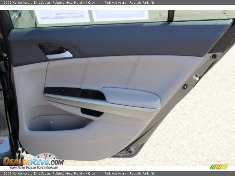 2009 Honda Accord EX-L Sedan Polished Metal Metallic / Gray Photo #24