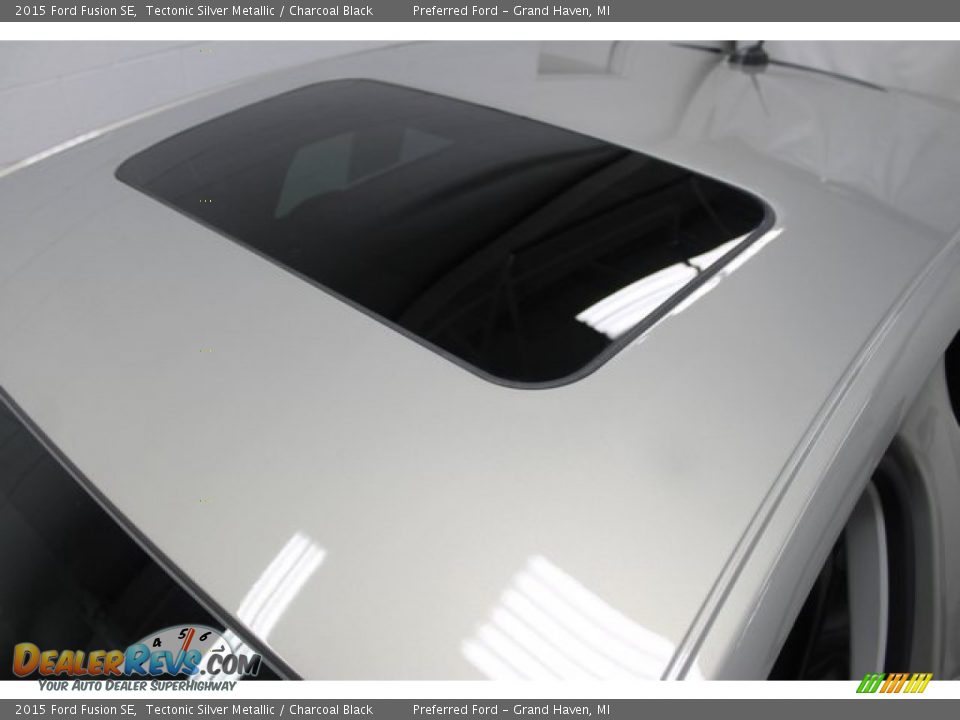 2015 Ford Fusion SE Tectonic Silver Metallic / Charcoal Black Photo #7