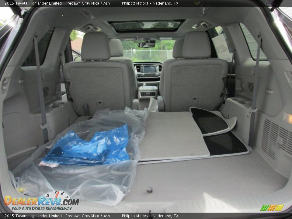 2015 Toyota Highlander Limited Predawn Gray Mica / Ash Photo #17