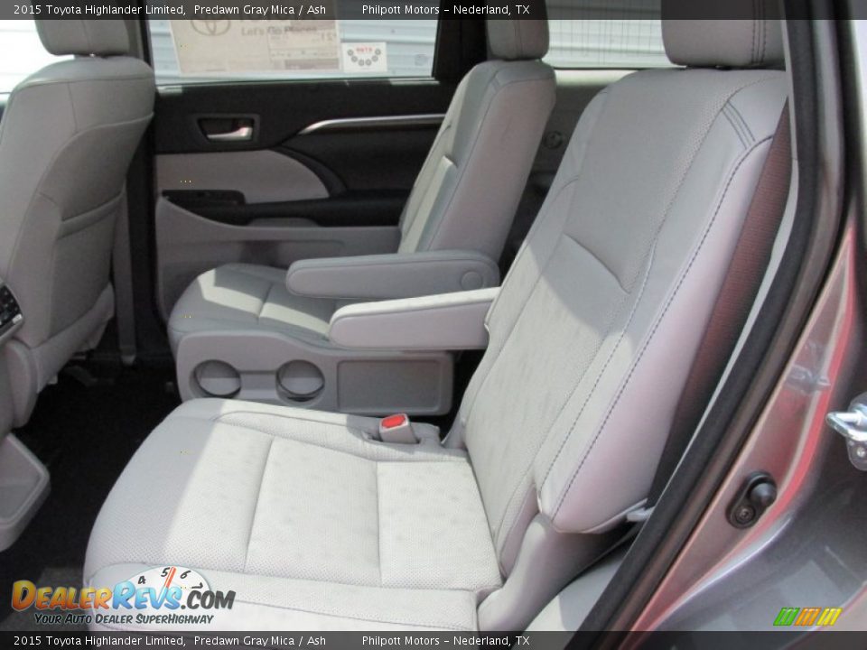 2015 Toyota Highlander Limited Predawn Gray Mica / Ash Photo #21