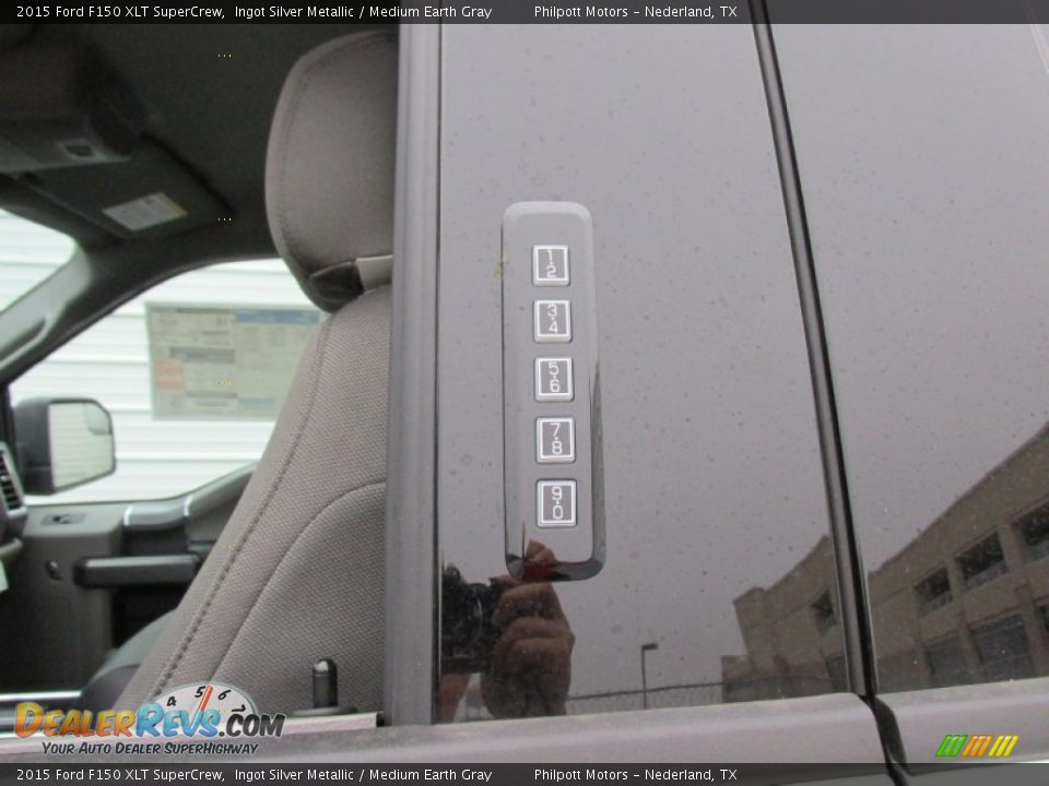 2015 Ford F150 XLT SuperCrew Ingot Silver Metallic / Medium Earth Gray Photo #15
