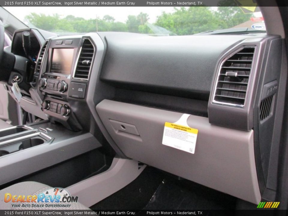 2015 Ford F150 XLT SuperCrew Ingot Silver Metallic / Medium Earth Gray Photo #18