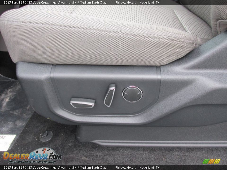 2015 Ford F150 XLT SuperCrew Ingot Silver Metallic / Medium Earth Gray Photo #24
