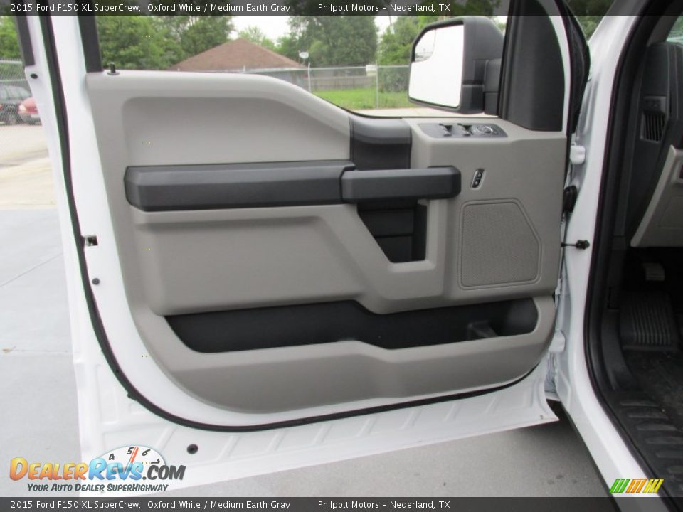 2015 Ford F150 XL SuperCrew Oxford White / Medium Earth Gray Photo #18