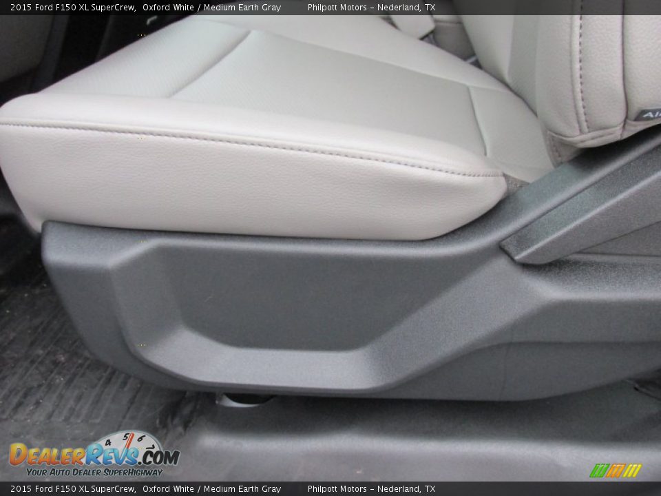 2015 Ford F150 XL SuperCrew Oxford White / Medium Earth Gray Photo #21