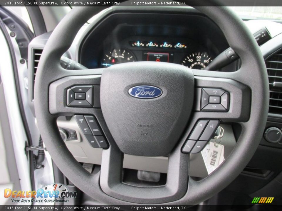 2015 Ford F150 XL SuperCrew Oxford White / Medium Earth Gray Photo #28