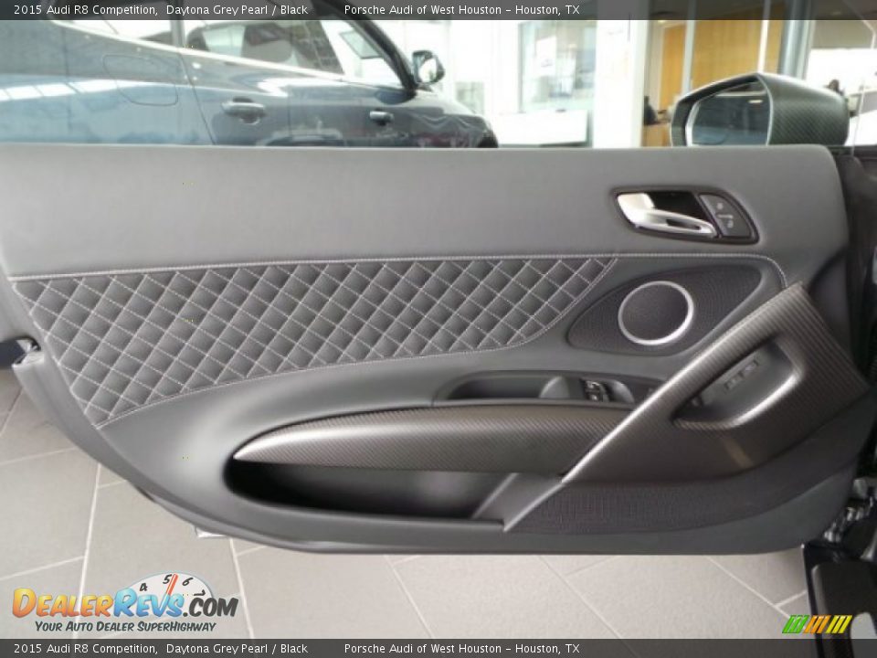 Door Panel of 2015 Audi R8 Competition Photo #10
