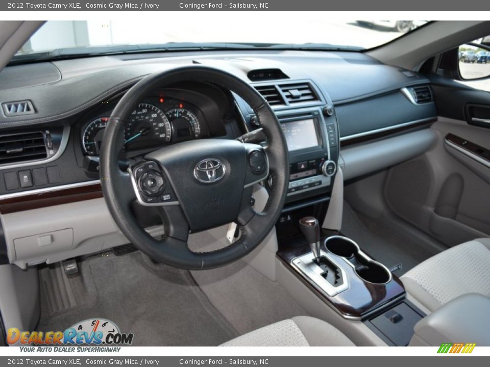 2012 Toyota Camry XLE Cosmic Gray Mica / Ivory Photo #11