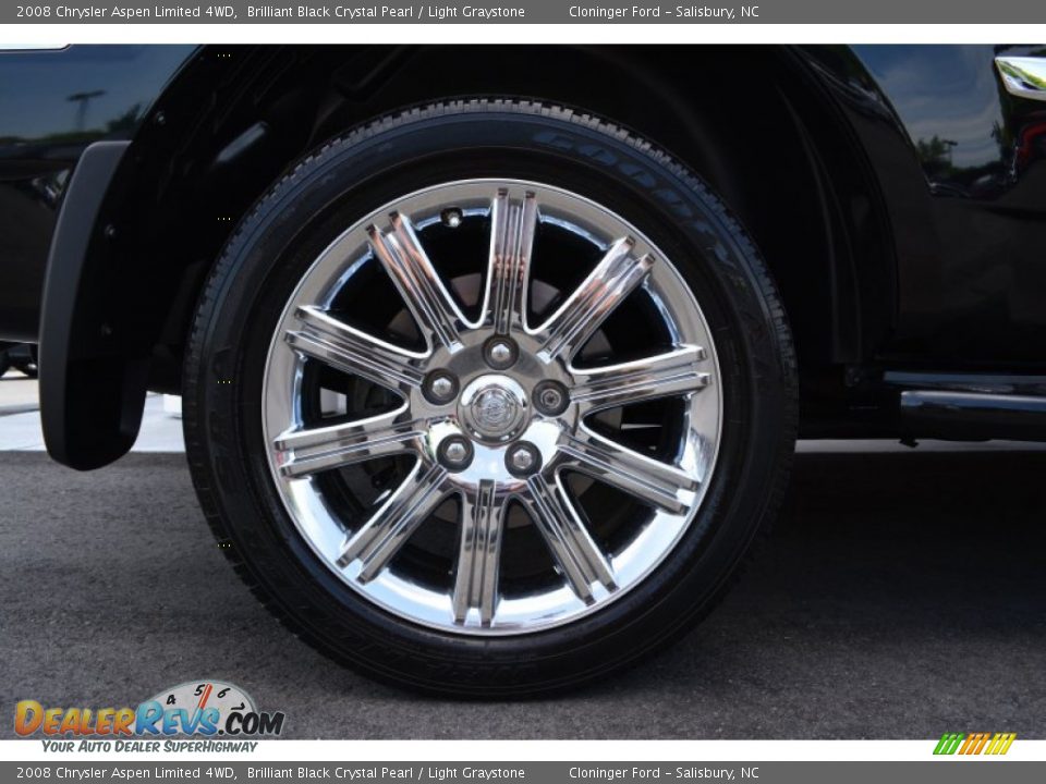 2008 Chrysler Aspen Limited 4WD Brilliant Black Crystal Pearl / Light Graystone Photo #8