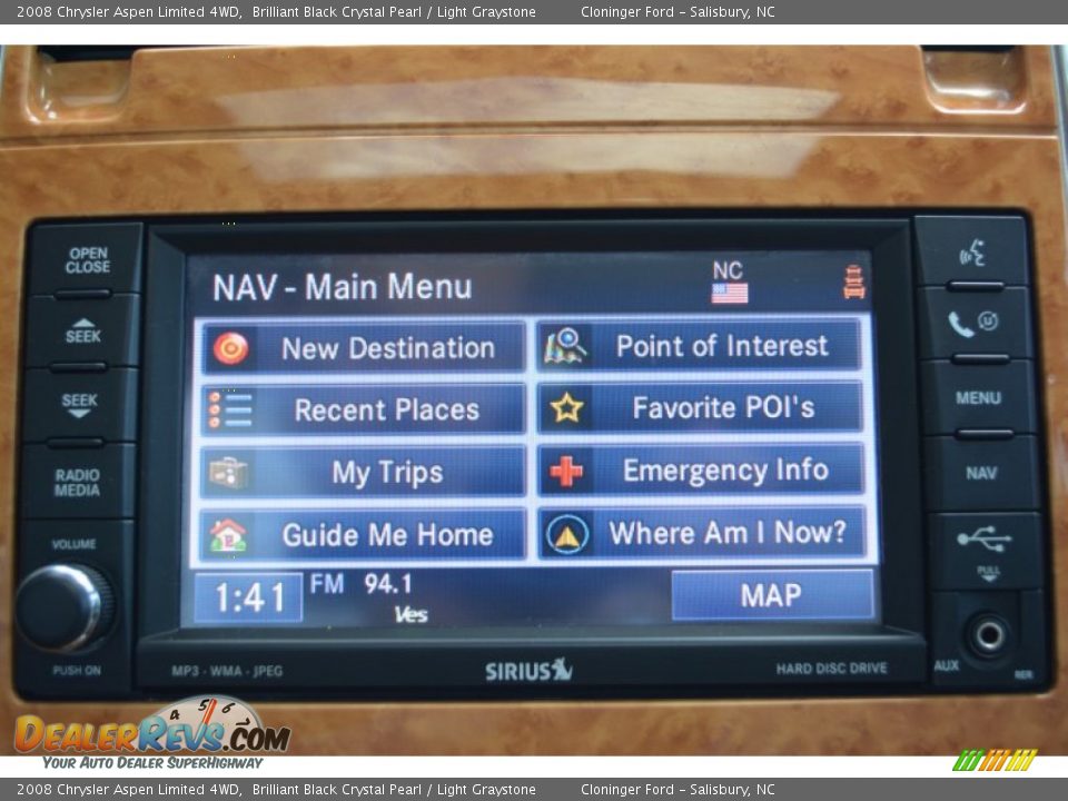 2008 Chrysler Aspen Limited 4WD Brilliant Black Crystal Pearl / Light Graystone Photo #23