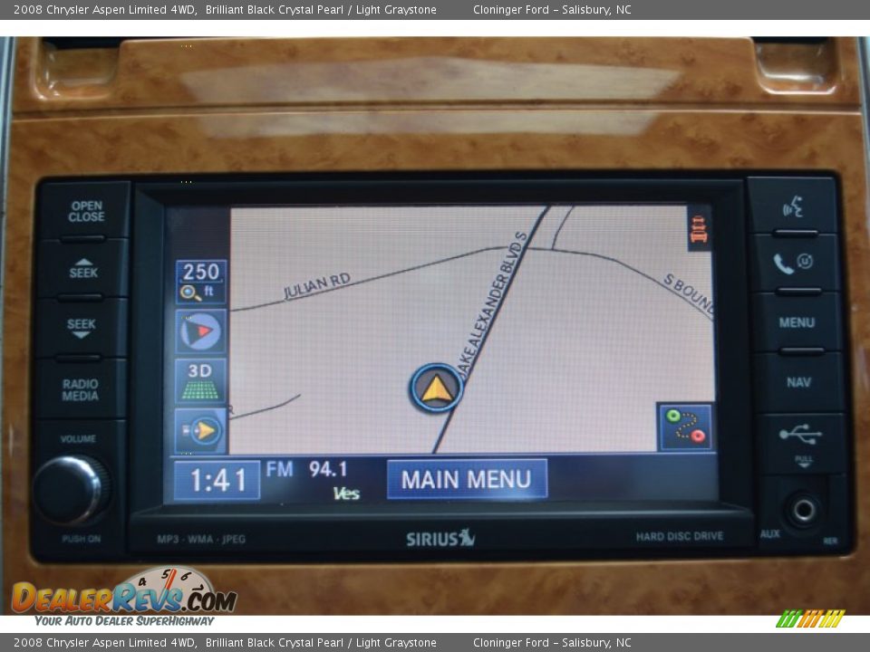 2008 Chrysler Aspen Limited 4WD Brilliant Black Crystal Pearl / Light Graystone Photo #24