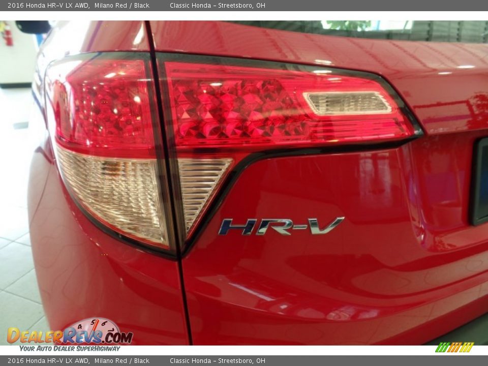 2016 Honda HR-V LX AWD Milano Red / Black Photo #17