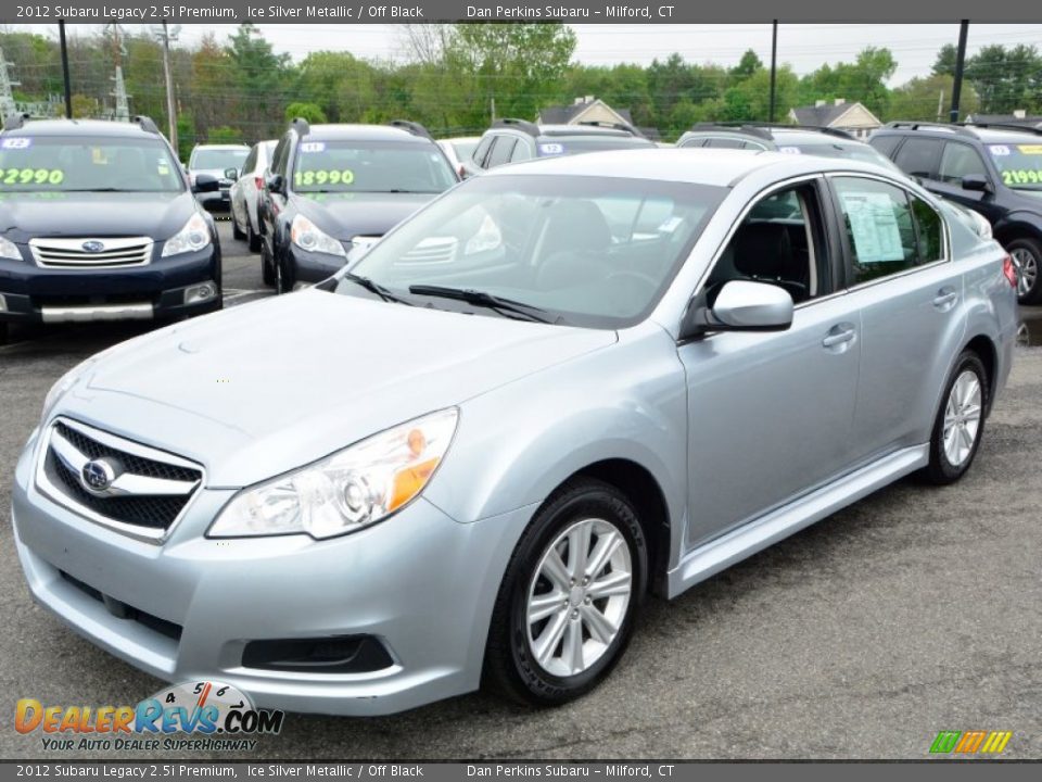 2012 Subaru Legacy 2.5i Premium Ice Silver Metallic / Off Black Photo #3