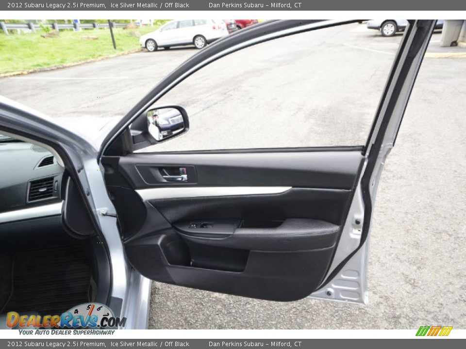 2012 Subaru Legacy 2.5i Premium Ice Silver Metallic / Off Black Photo #16