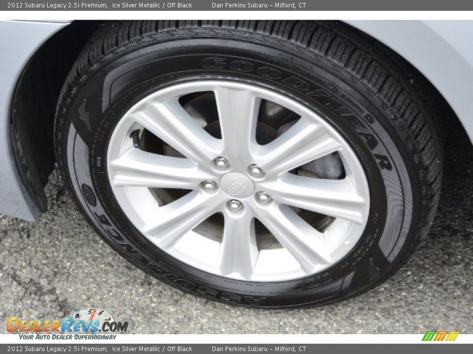 2012 Subaru Legacy 2.5i Premium Ice Silver Metallic / Off Black Photo #23