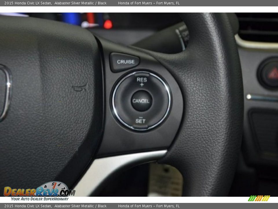 2015 Honda Civic LX Sedan Alabaster Silver Metallic / Black Photo #18