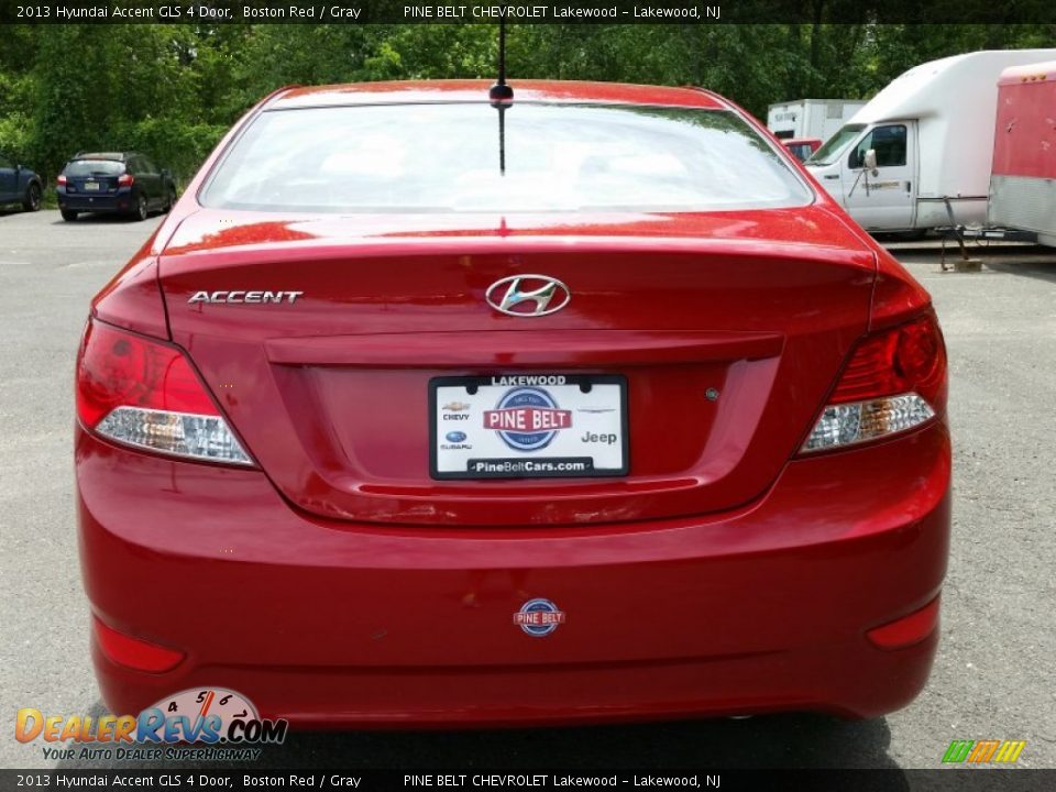 2013 Hyundai Accent GLS 4 Door Boston Red / Gray Photo #8