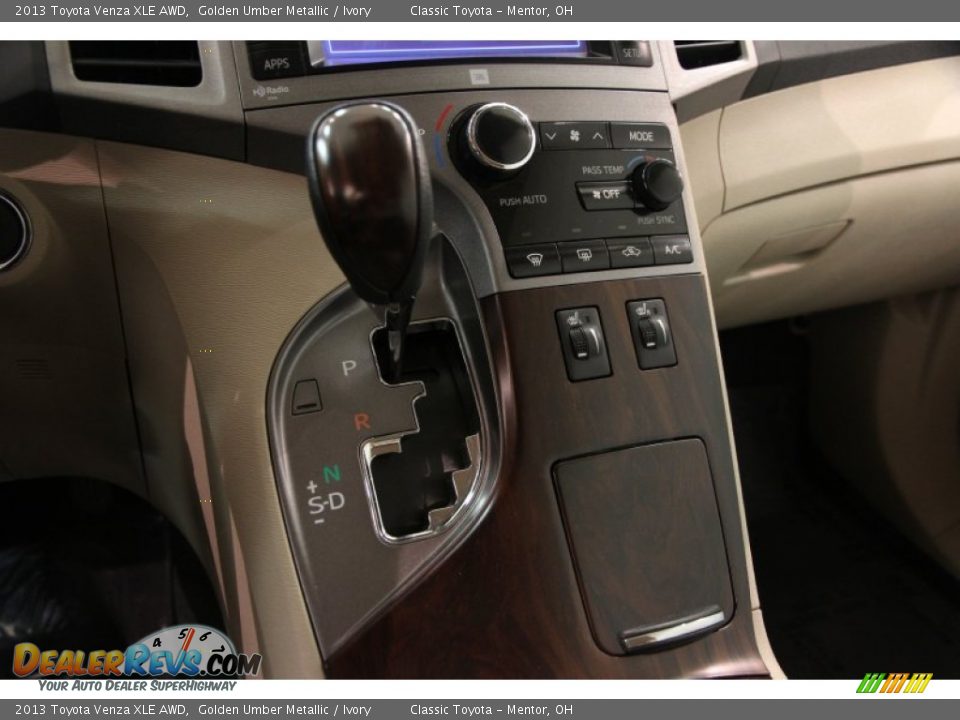 2013 Toyota Venza XLE AWD Golden Umber Metallic / Ivory Photo #14