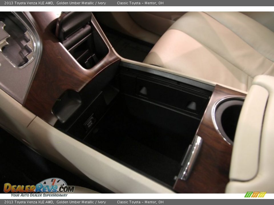 2013 Toyota Venza XLE AWD Golden Umber Metallic / Ivory Photo #17