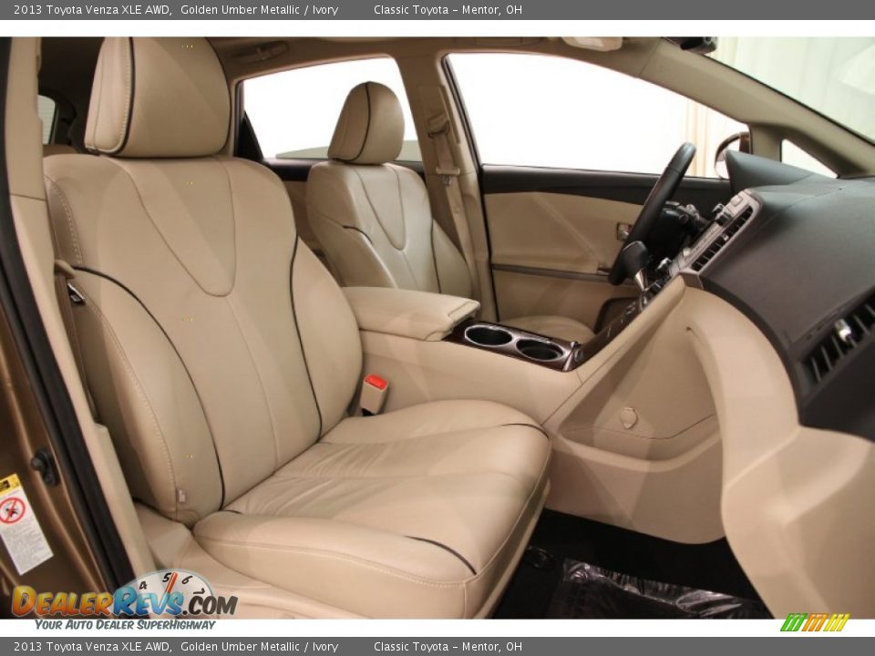 2013 Toyota Venza XLE AWD Golden Umber Metallic / Ivory Photo #19