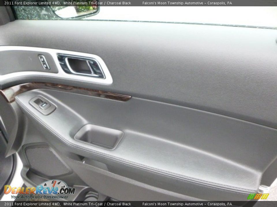2011 Ford Explorer Limited 4WD White Platinum Tri-Coat / Charcoal Black Photo #12