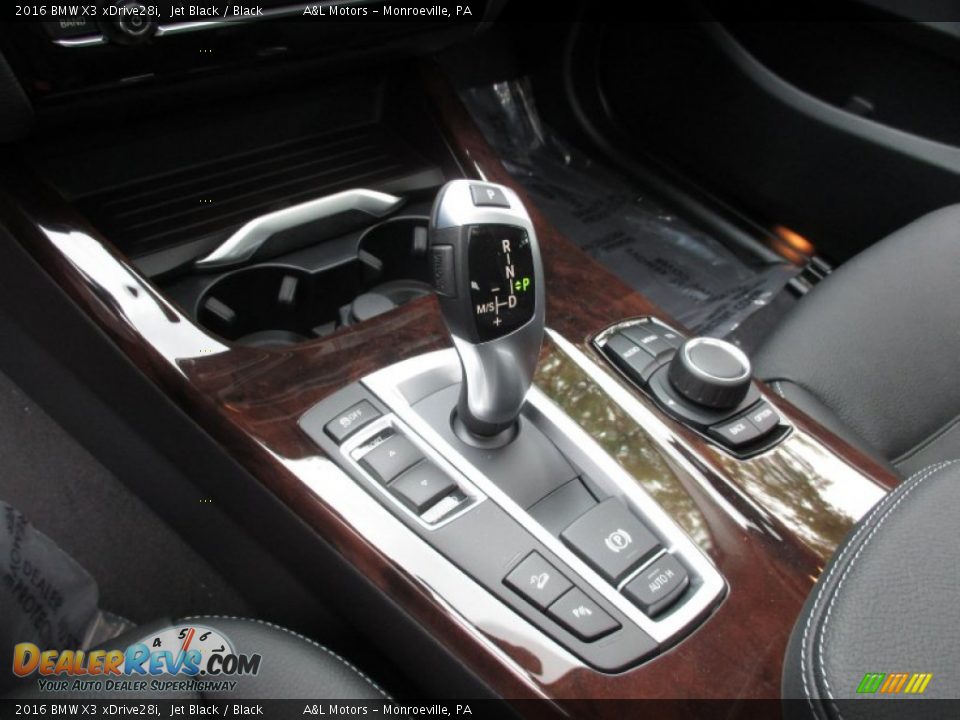 2016 BMW X3 xDrive28i Shifter Photo #16