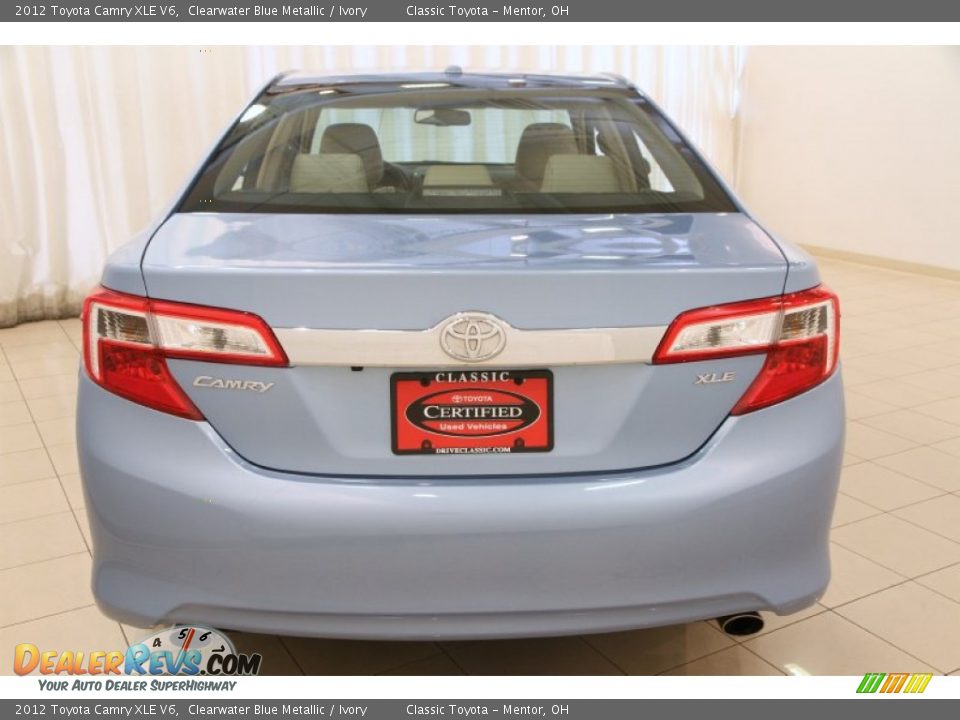 2012 Toyota Camry XLE V6 Clearwater Blue Metallic / Ivory Photo #21
